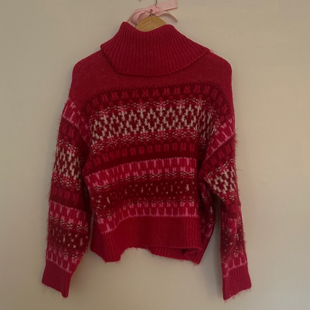 Universal Thread Red and Pink Turtleneck Sweater